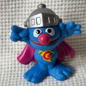Sesame Street Workshop Super Hero GROVER 2010 figure toy HTF